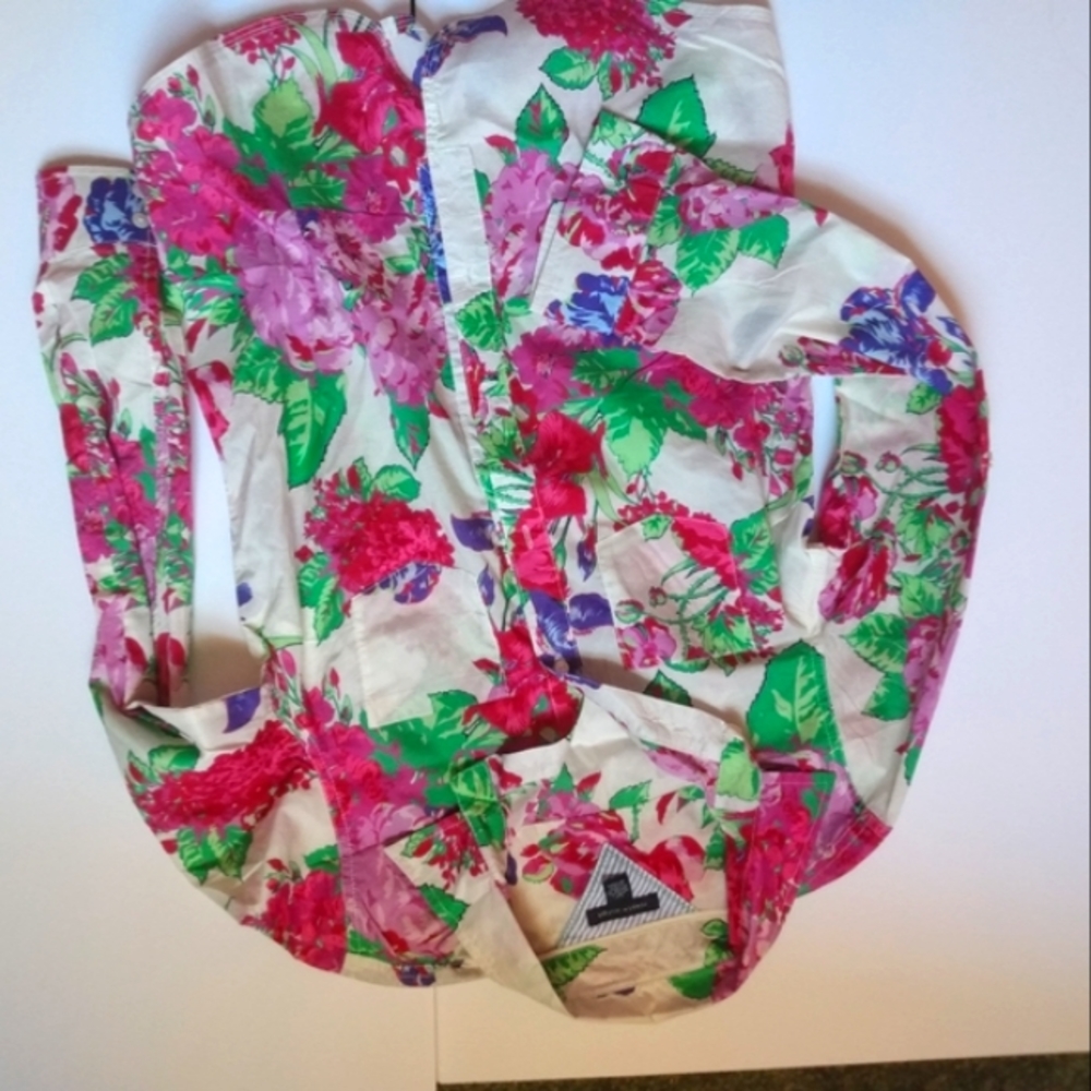 Vtg Y2K Floral Tommy Hilfiger button Down Shirt